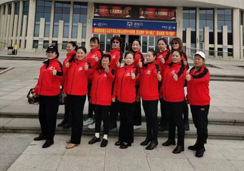 隆昌金玉玻璃祝全体女同胞节日快乐!——桂林之旅