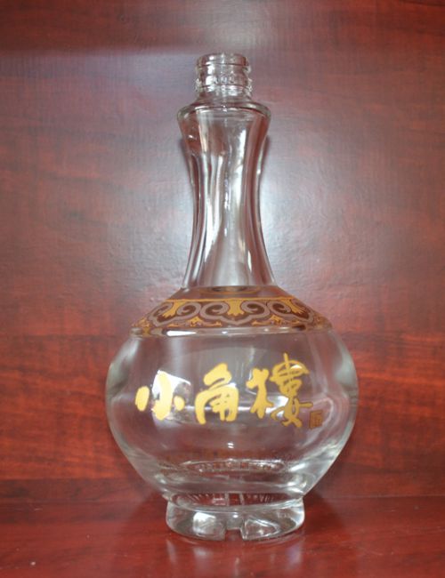 小角楼酒瓶
