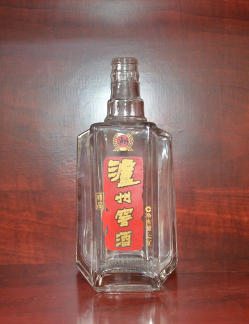 泸州窖酒精品烤花酒瓶