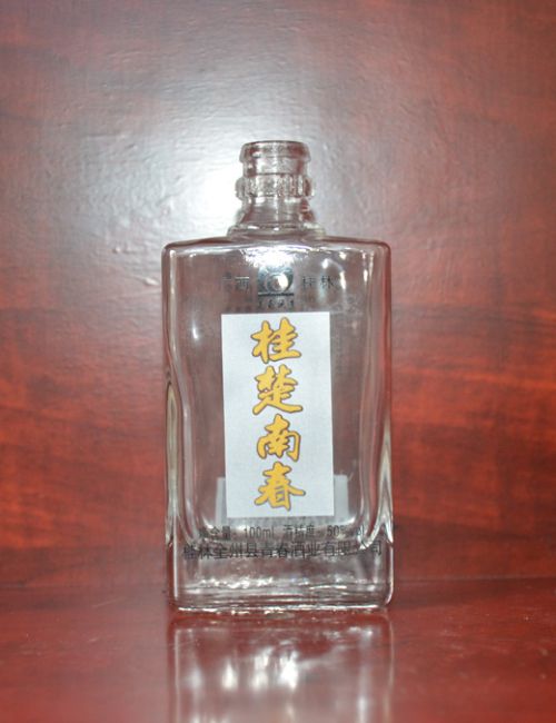桂楚南春烤花酒瓶